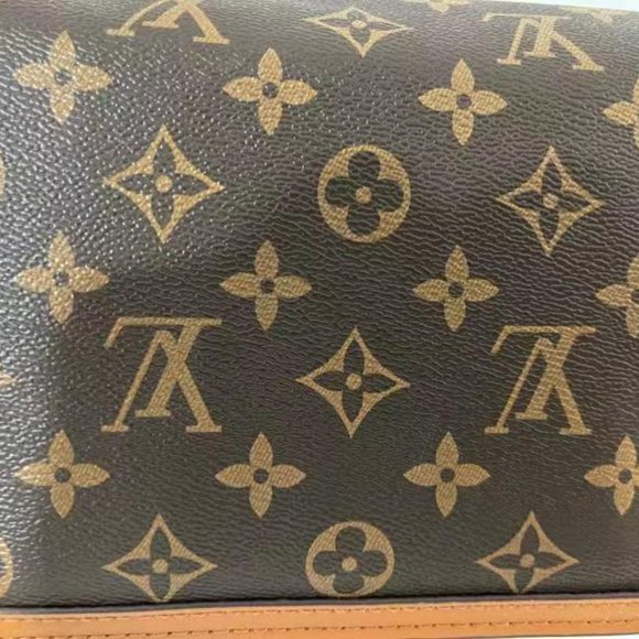 LV classic flap ladies bag Daphne bag